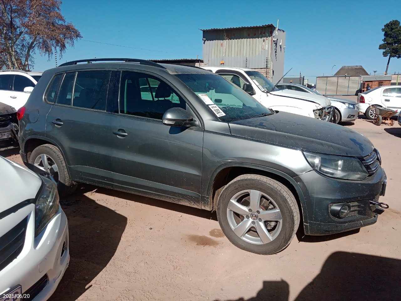 2015 VOLKSWAGEN TIGUAN 1.4 TSi B/MO TREN-FUN (90KW)