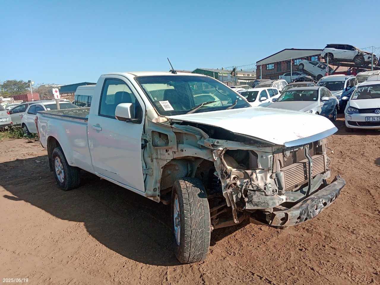 2015 ISUZU KB 250 D-TEQ HO LE P/U S/C