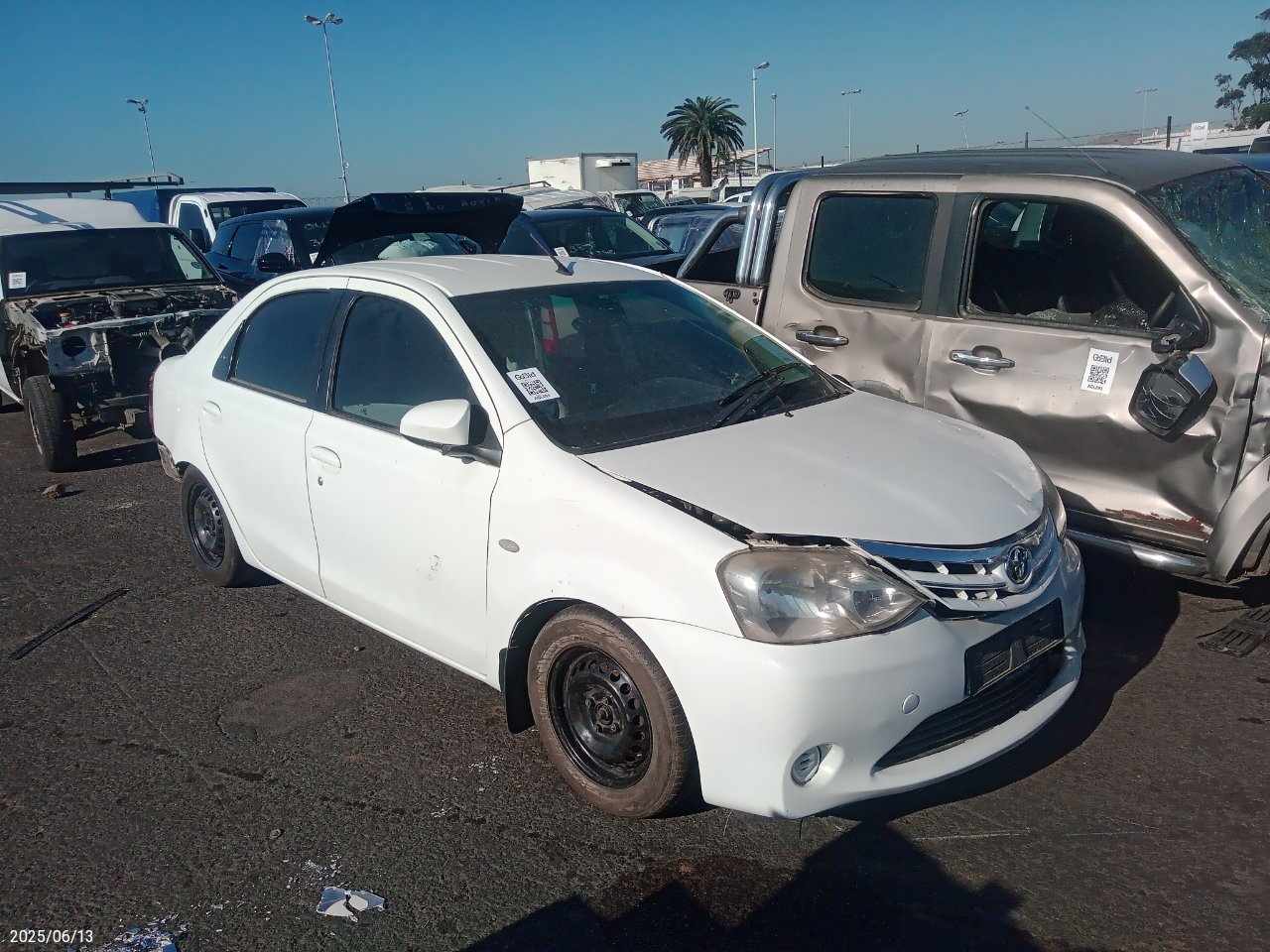 TOYOTA ETIOS