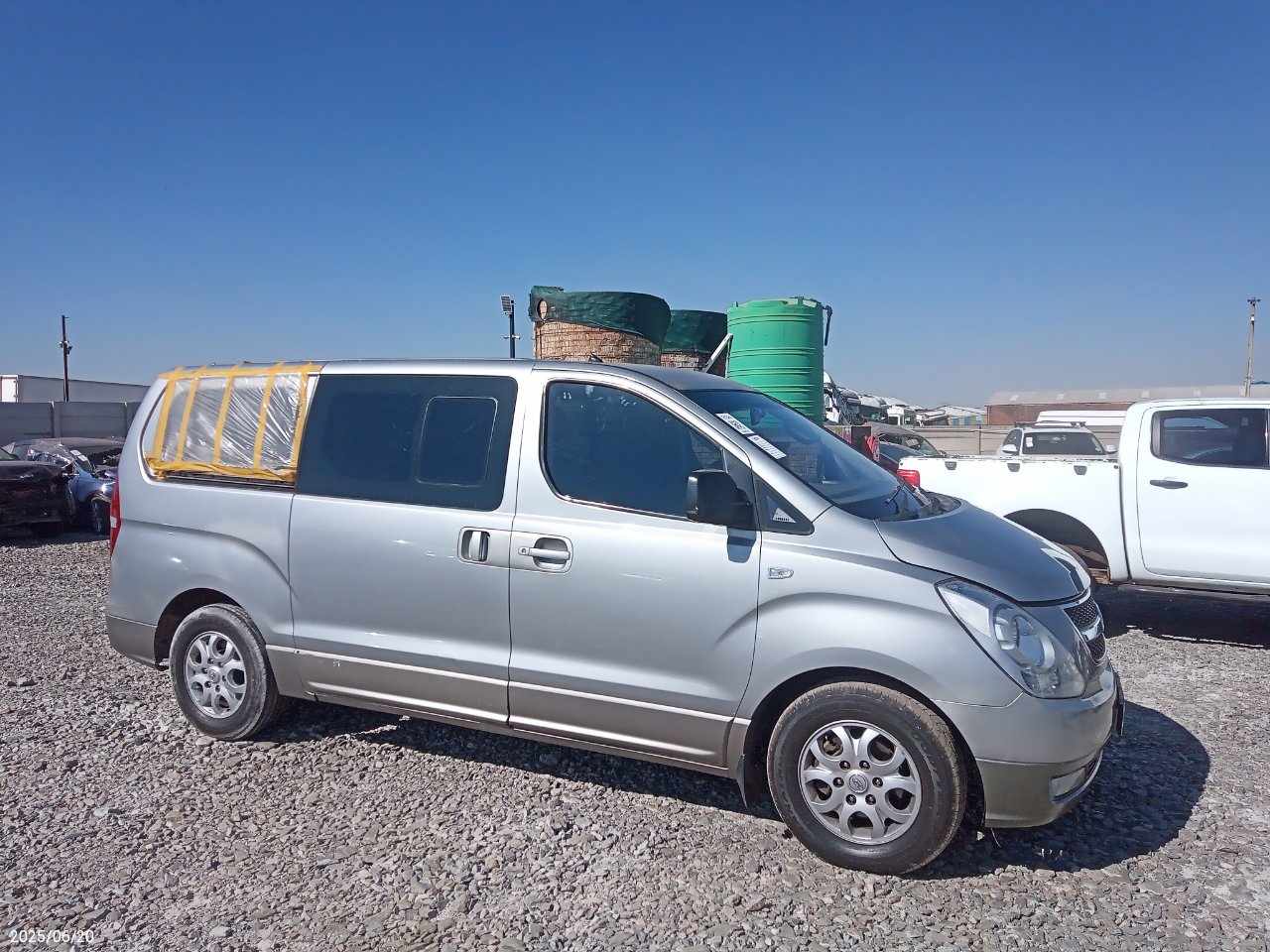 HYUNDAI H-1