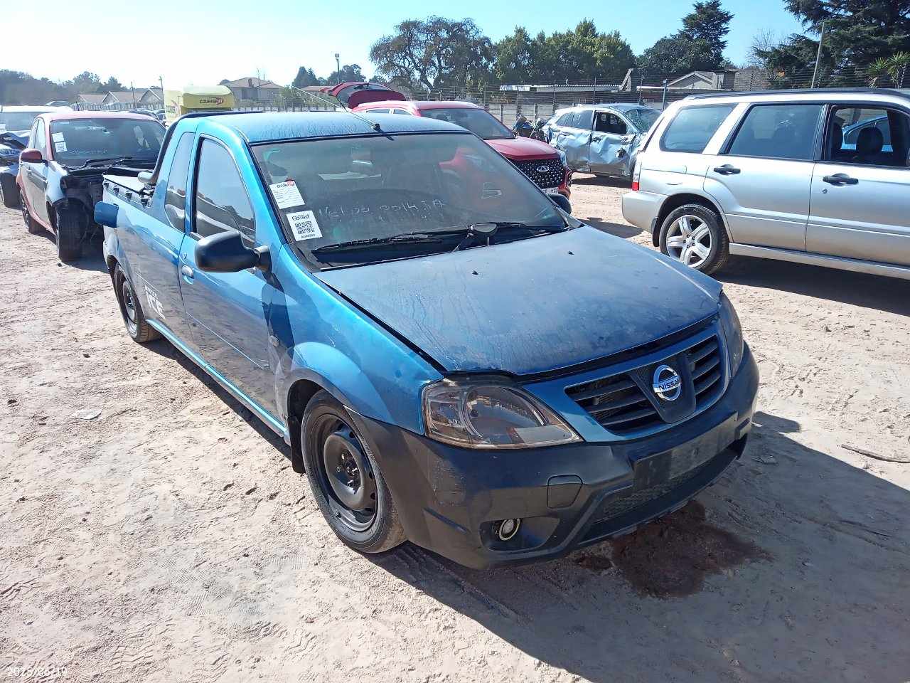 NISSAN NP200