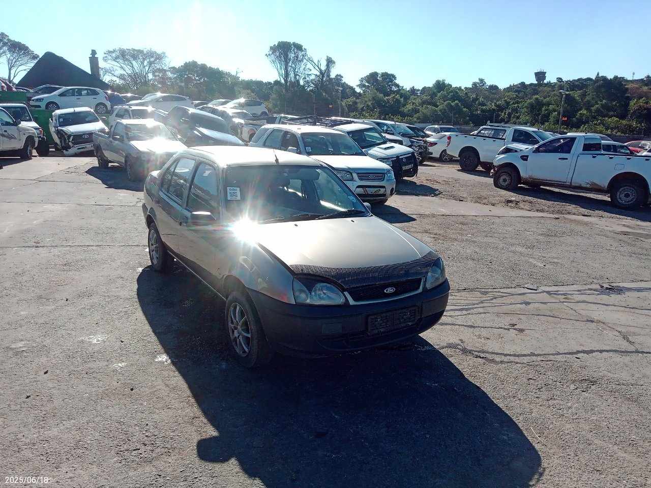 2005 FORD IKON 1.3iL
