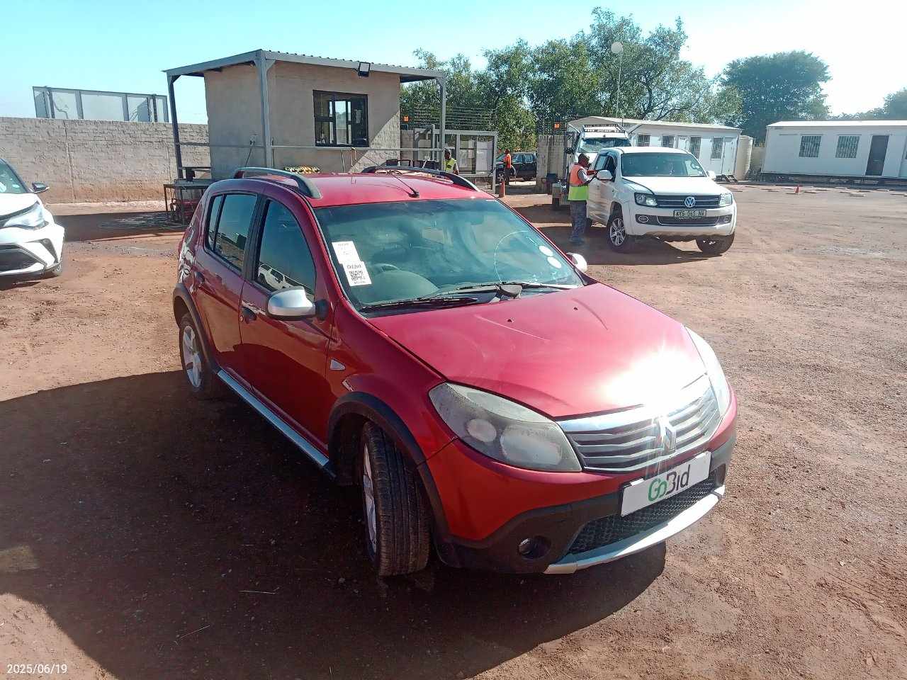 RENAULT SANDERO