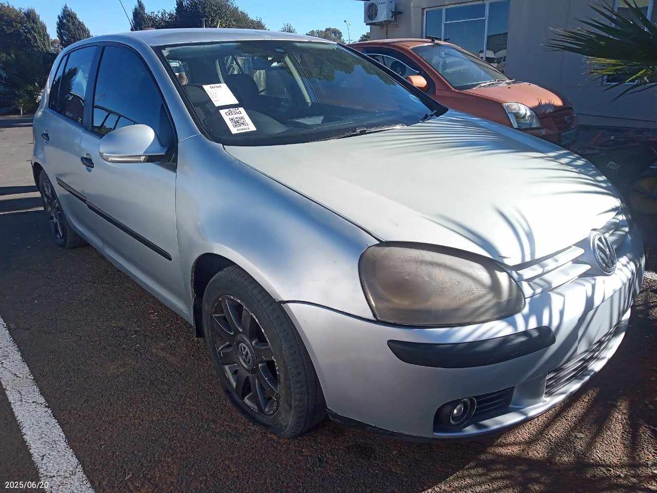 VOLKSWAGEN GOLF 4