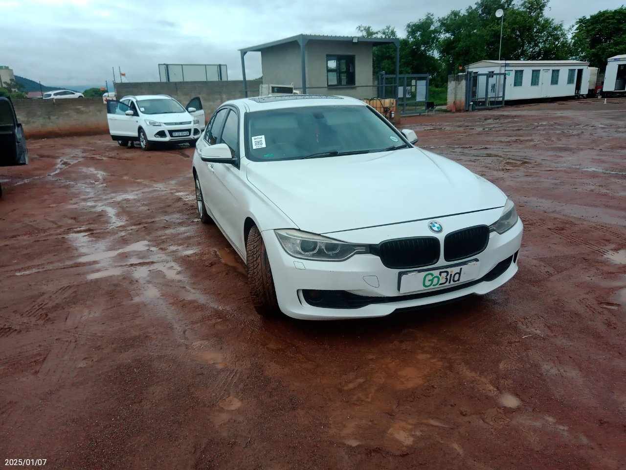 2012 BMW 320i A/T (F30)