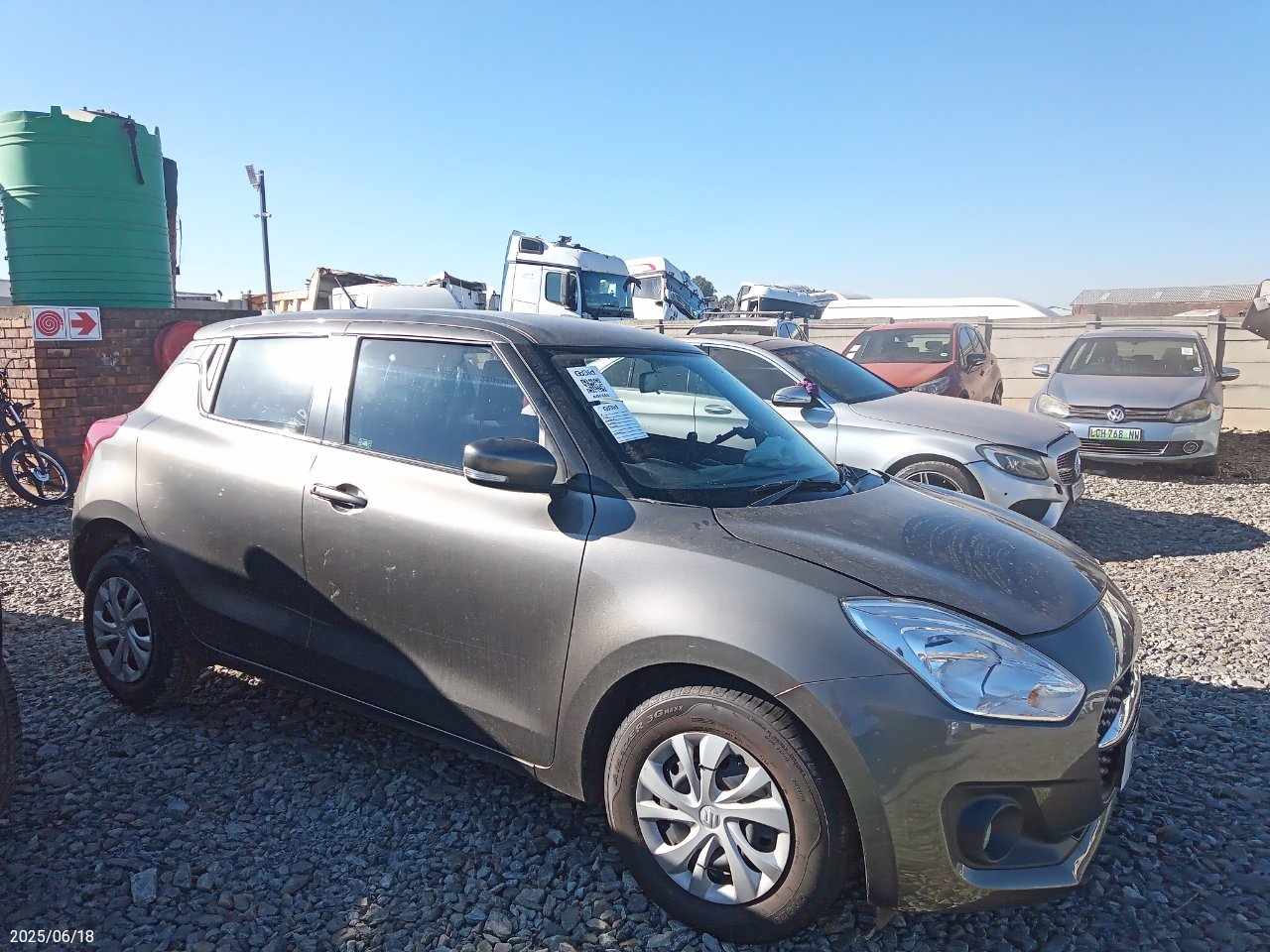 SUZUKI SWIFT
