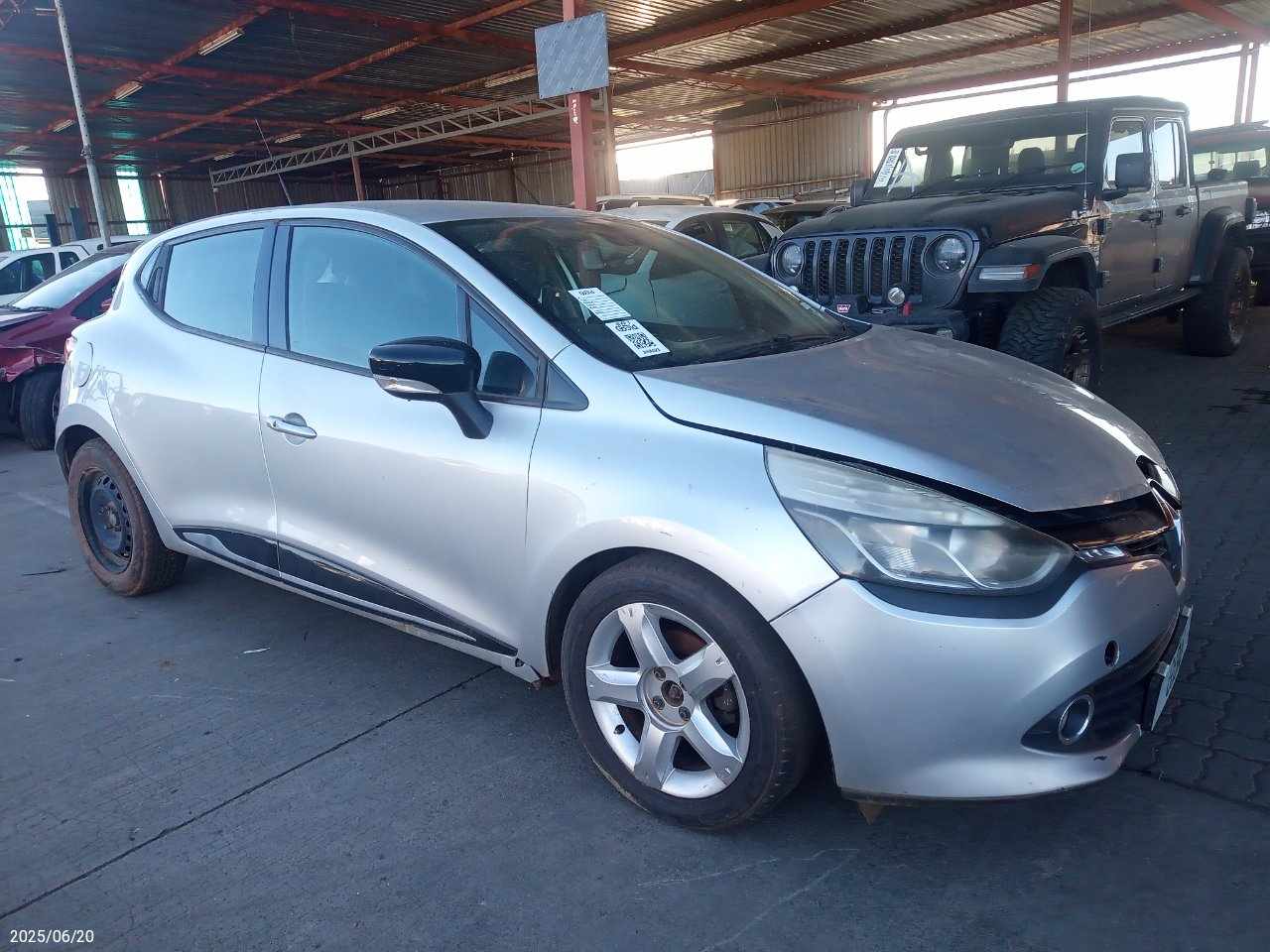 RENAULT CLIO