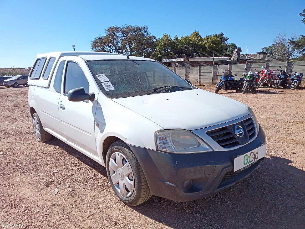 NISSAN 1400/NP200