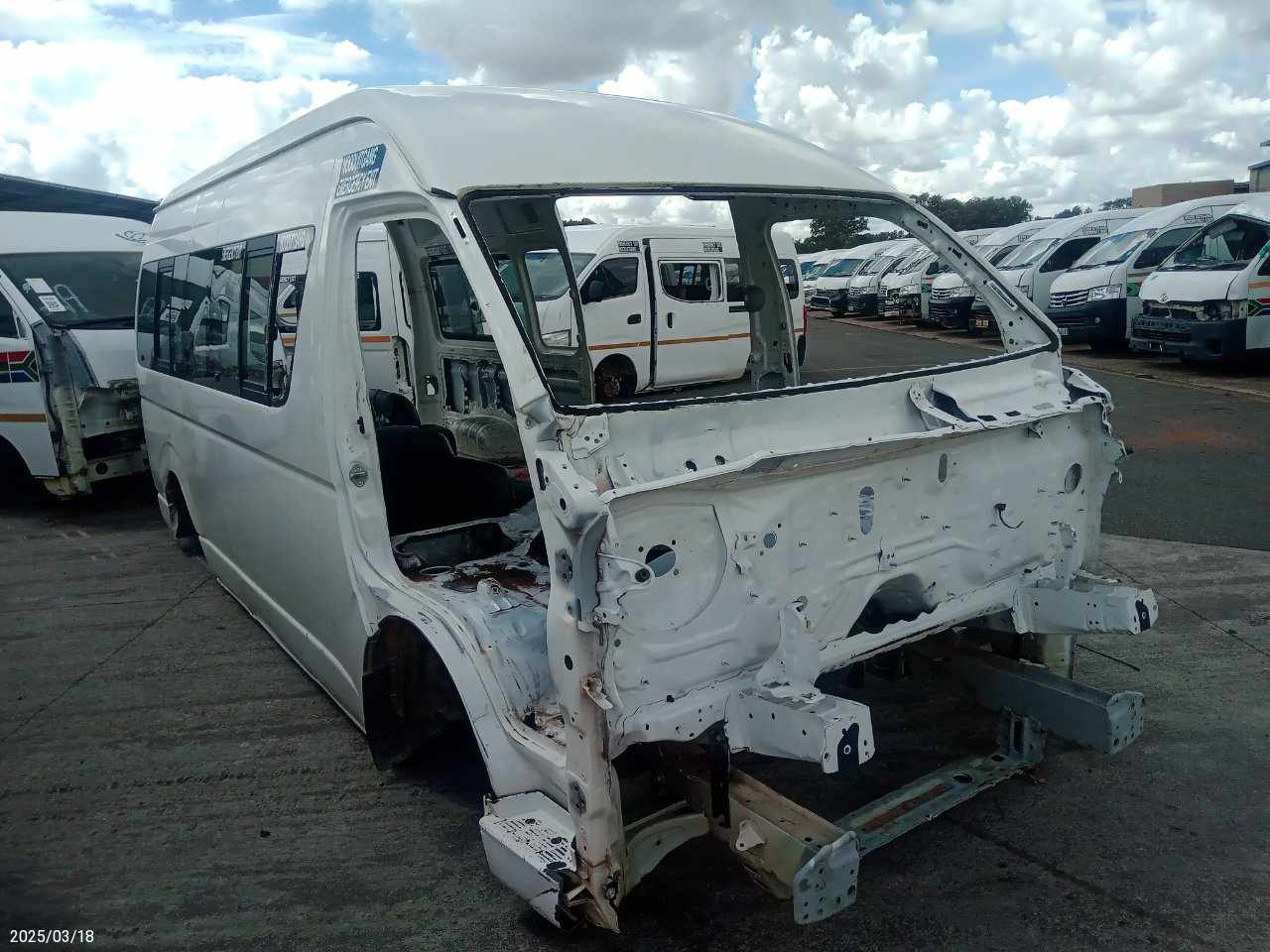 TOYOTA QUANTAM
