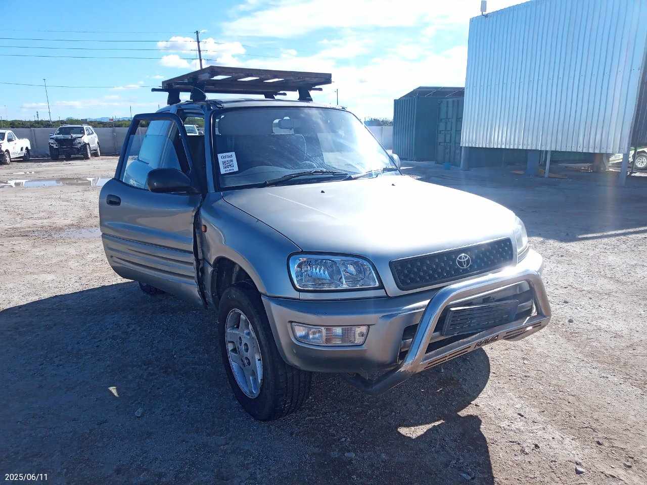 2000 TOYOTA RAV4 3 door