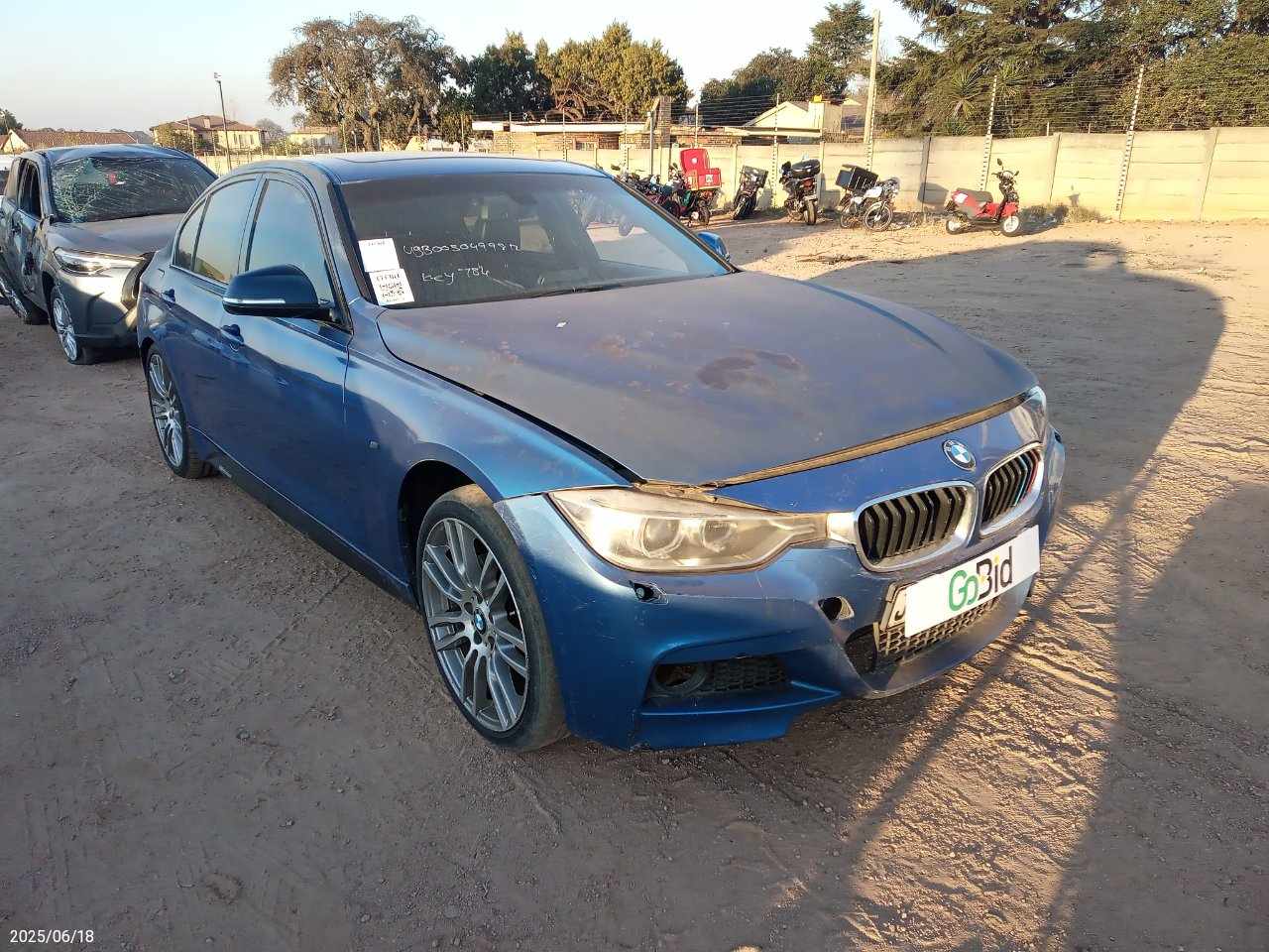 BMW 3 SERIES