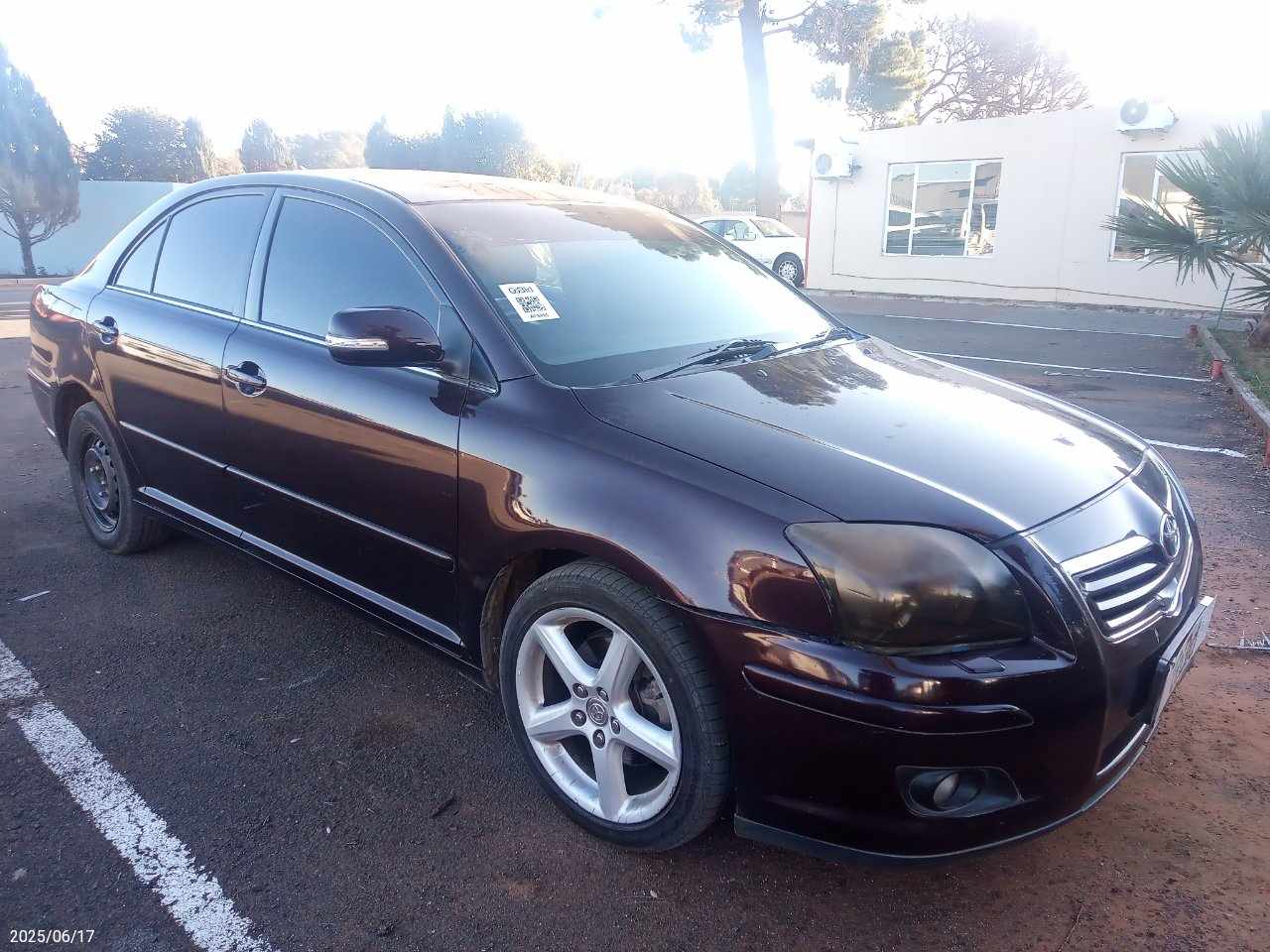 2006 TOYOTA AVENSIS