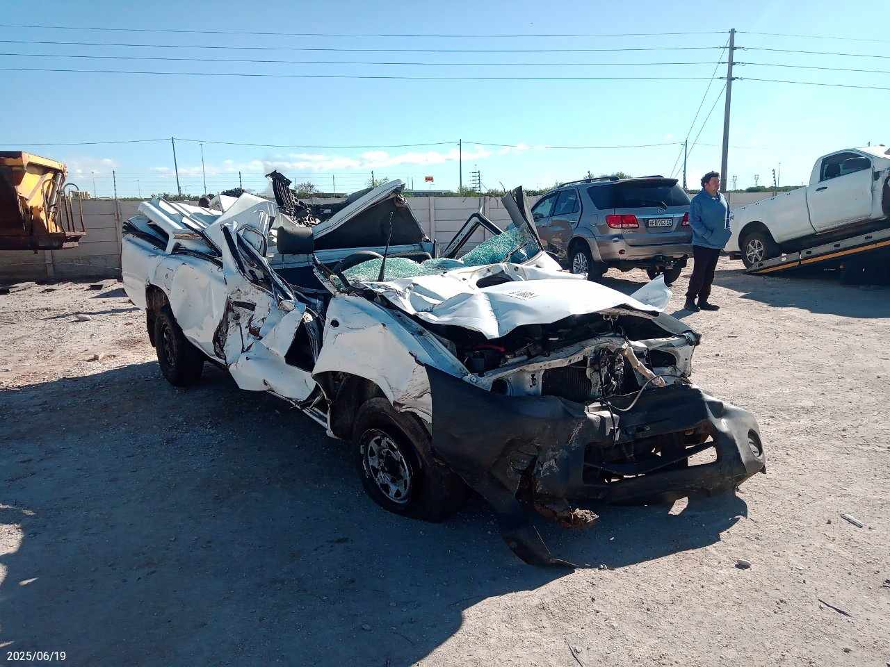 2017 NISSAN HARDBODY NP300 2.5 TDi LWB P/U S/C