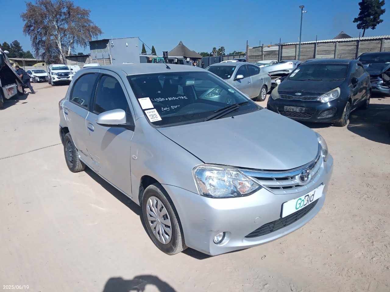 TOYOTA ETIOS