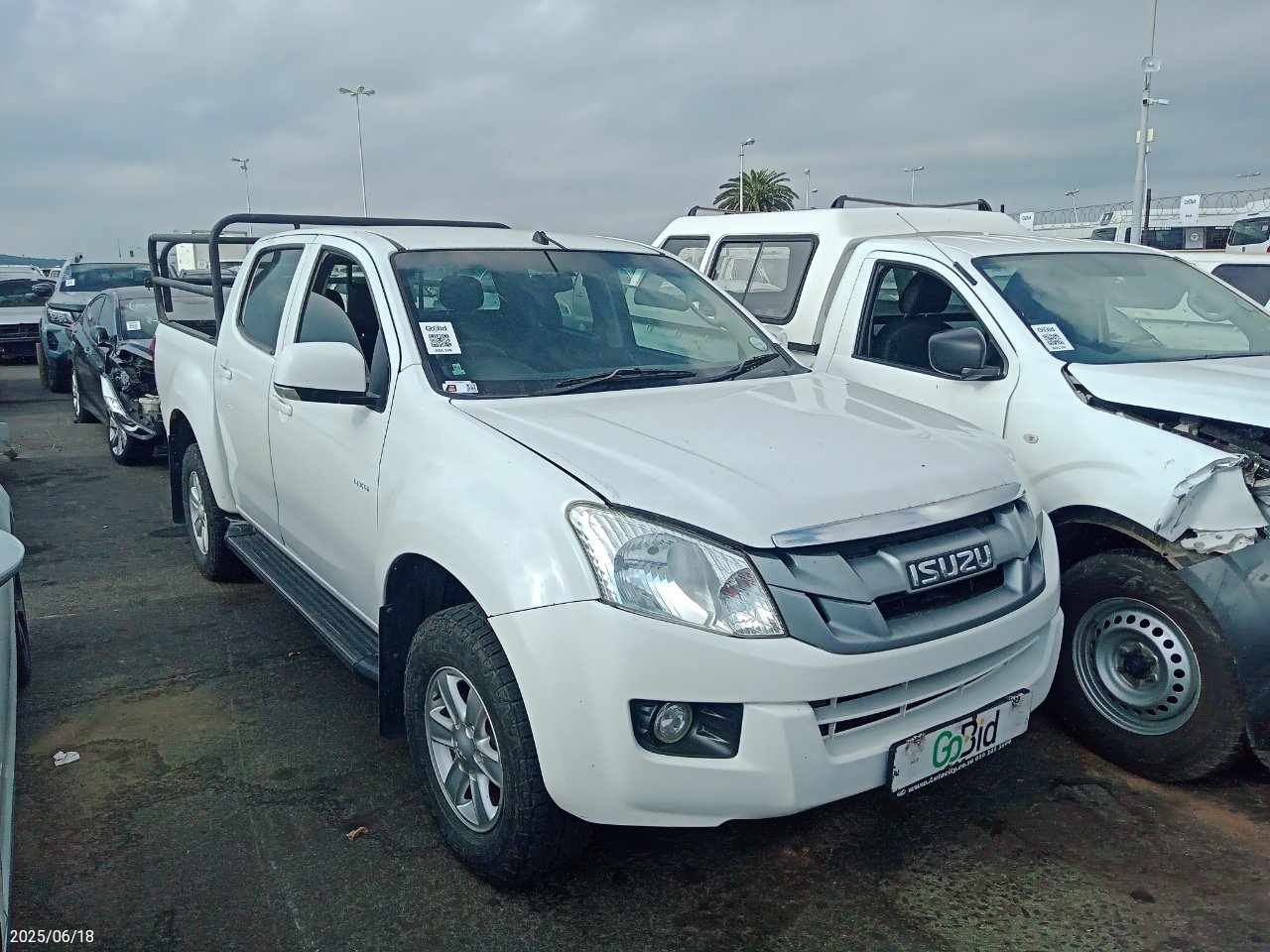 2015 ISUZU KB 250 D-TEQ LE 4X4 P/U D/C