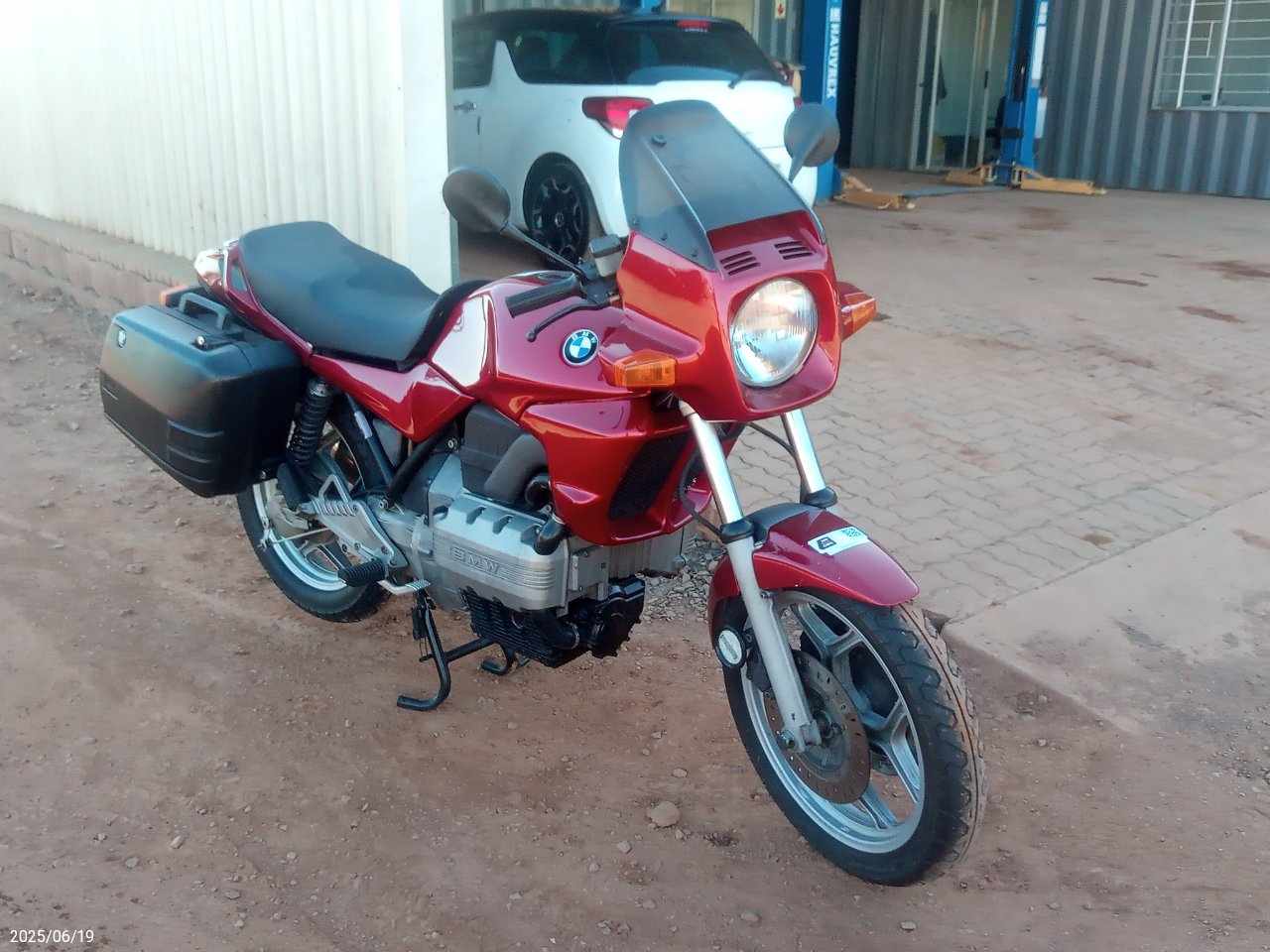 1987 BMW K75C