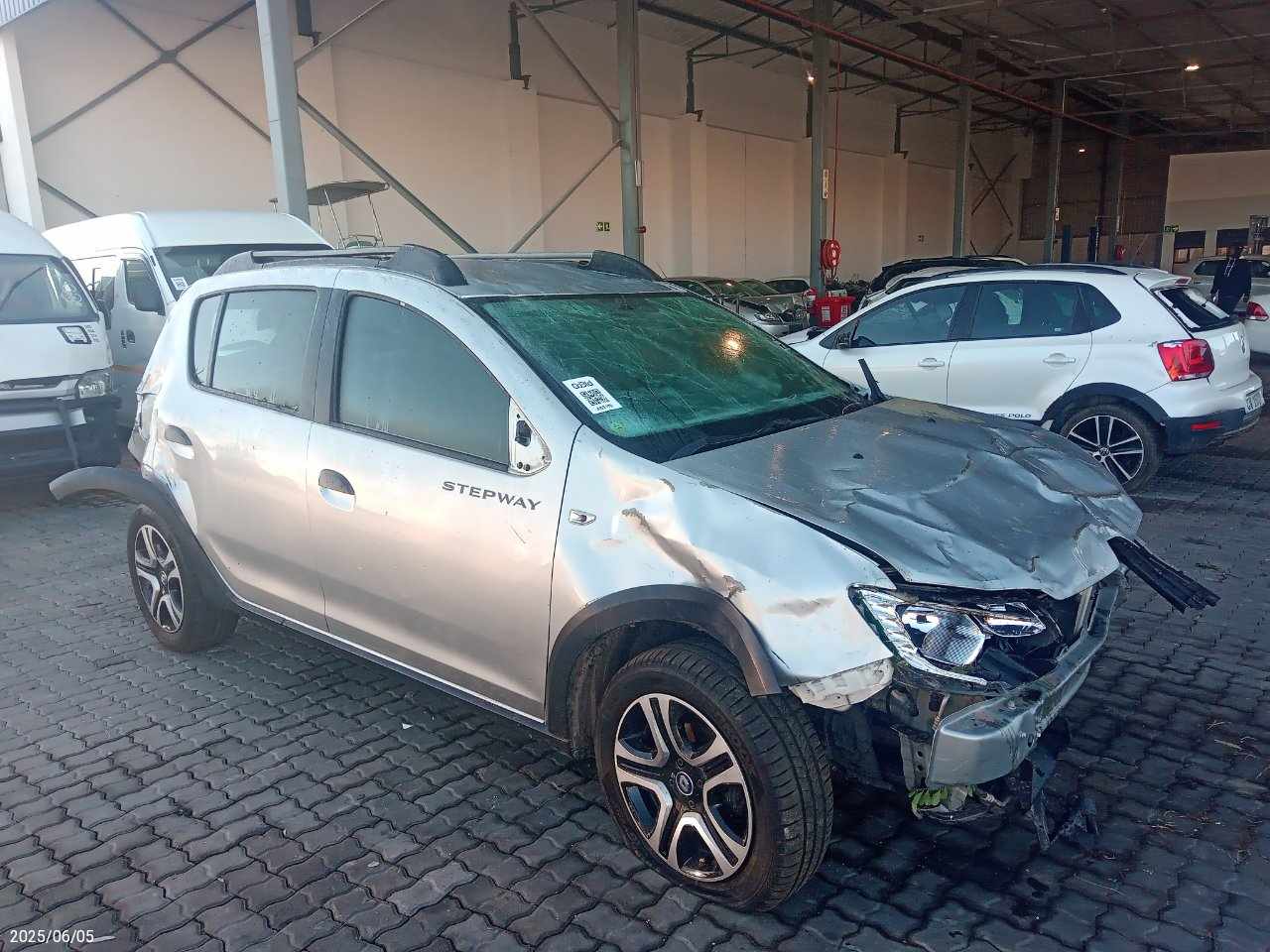 RENAULT SANDERO