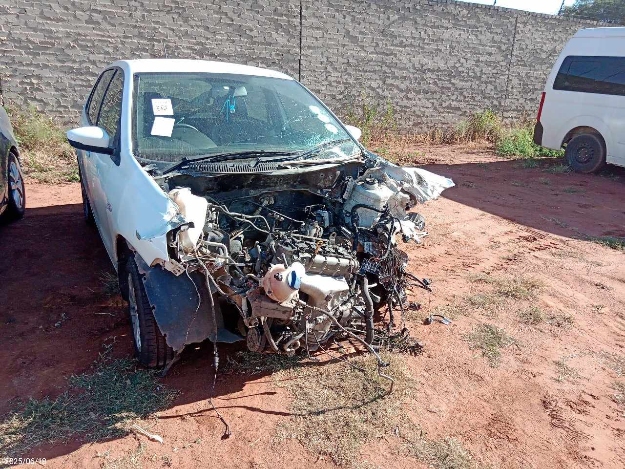 VOLKSWAGEN POLO VIVO