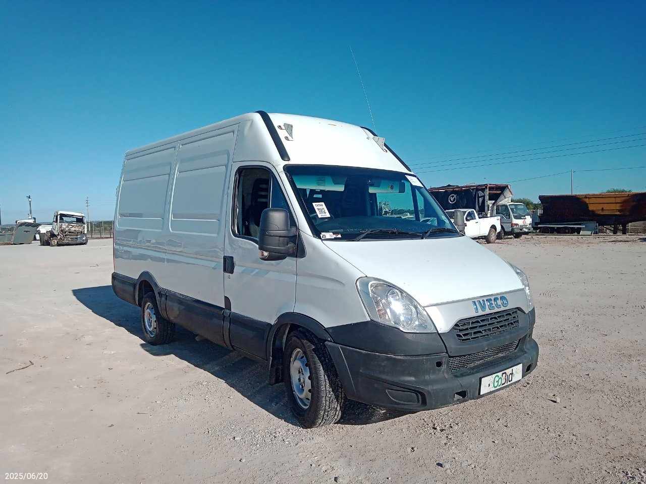 2015 IVECO DAILY 35S15V9 10 SEAT MINIBUS