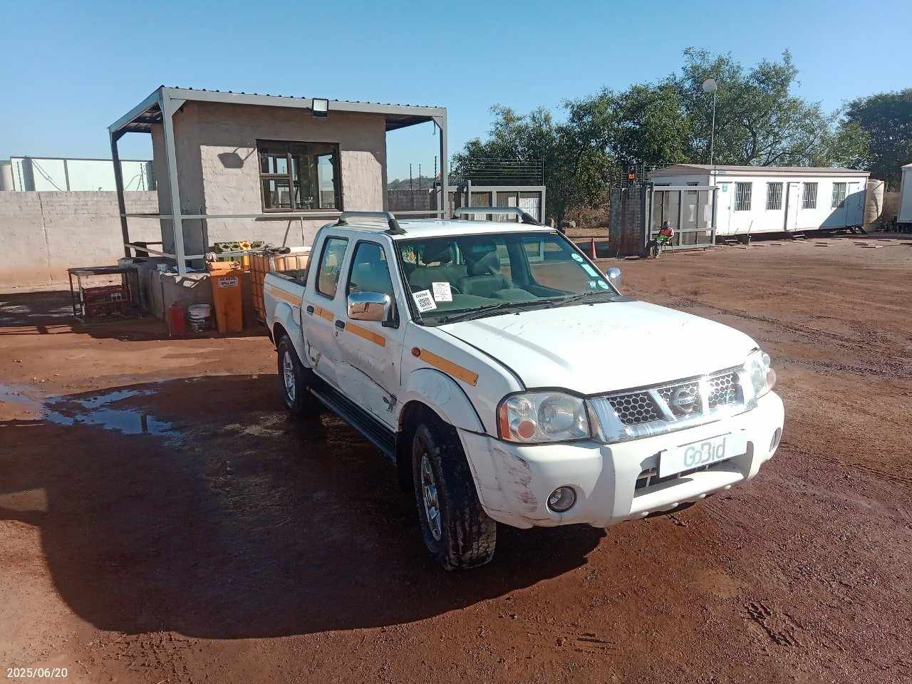 NISSAN NP300 HARDBODY