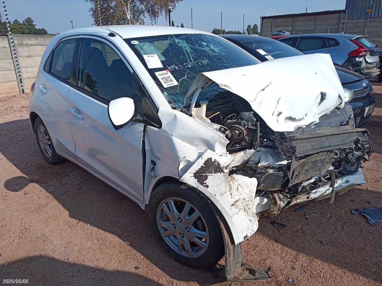 2015 HONDA BRIO 1.2 COMFORT 5DR