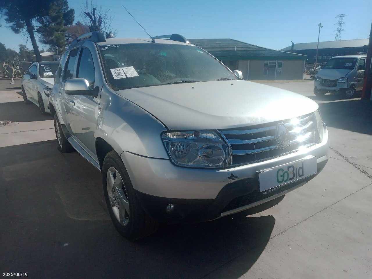 RENAULT DUSTER