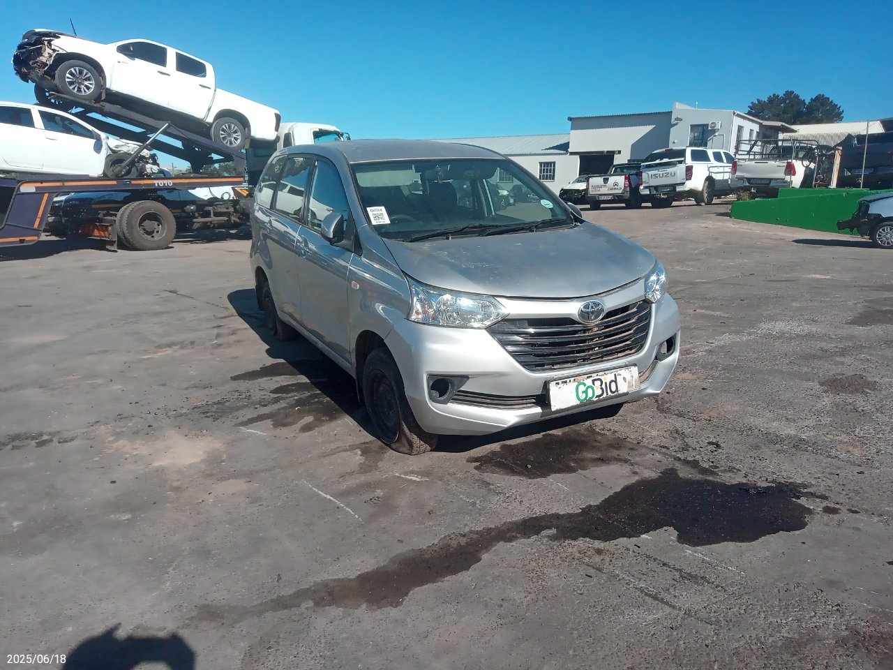 TOYOTA AVANZA