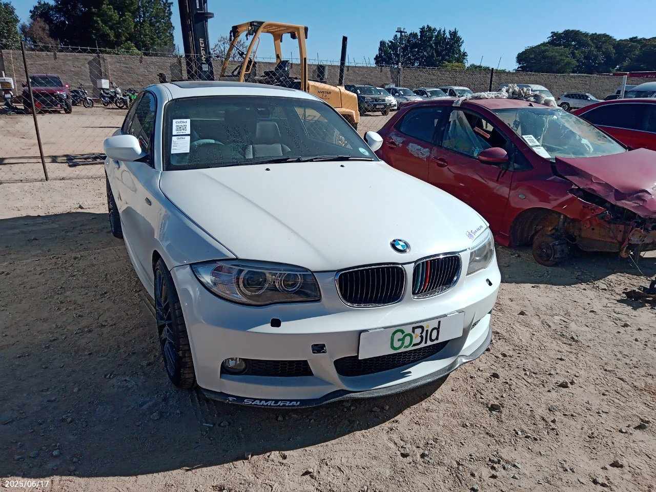 BMW 1 SERIES