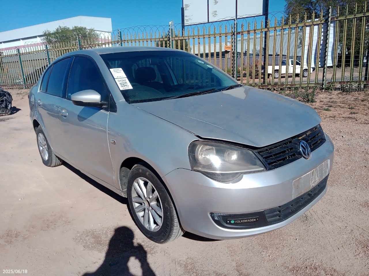 VOLKSWAGEN POLO VIVO
