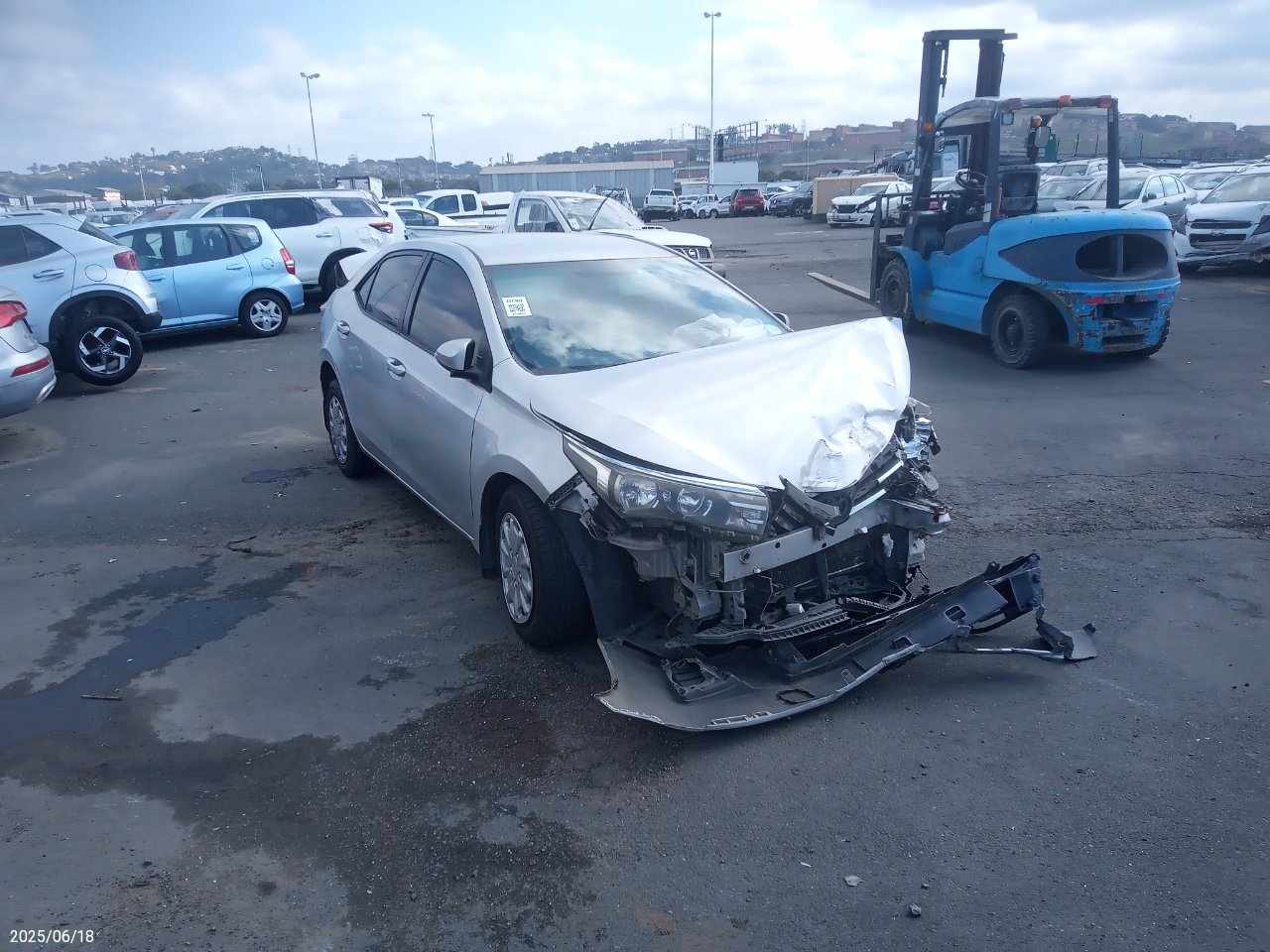 2014 TOYOTA COROLLA 1.4D ESTEEM