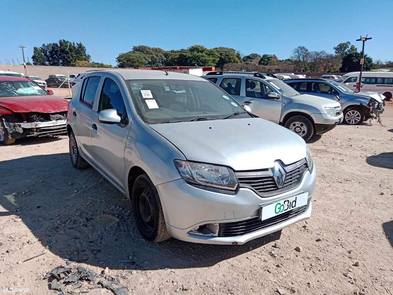 RENAULT SANDERO