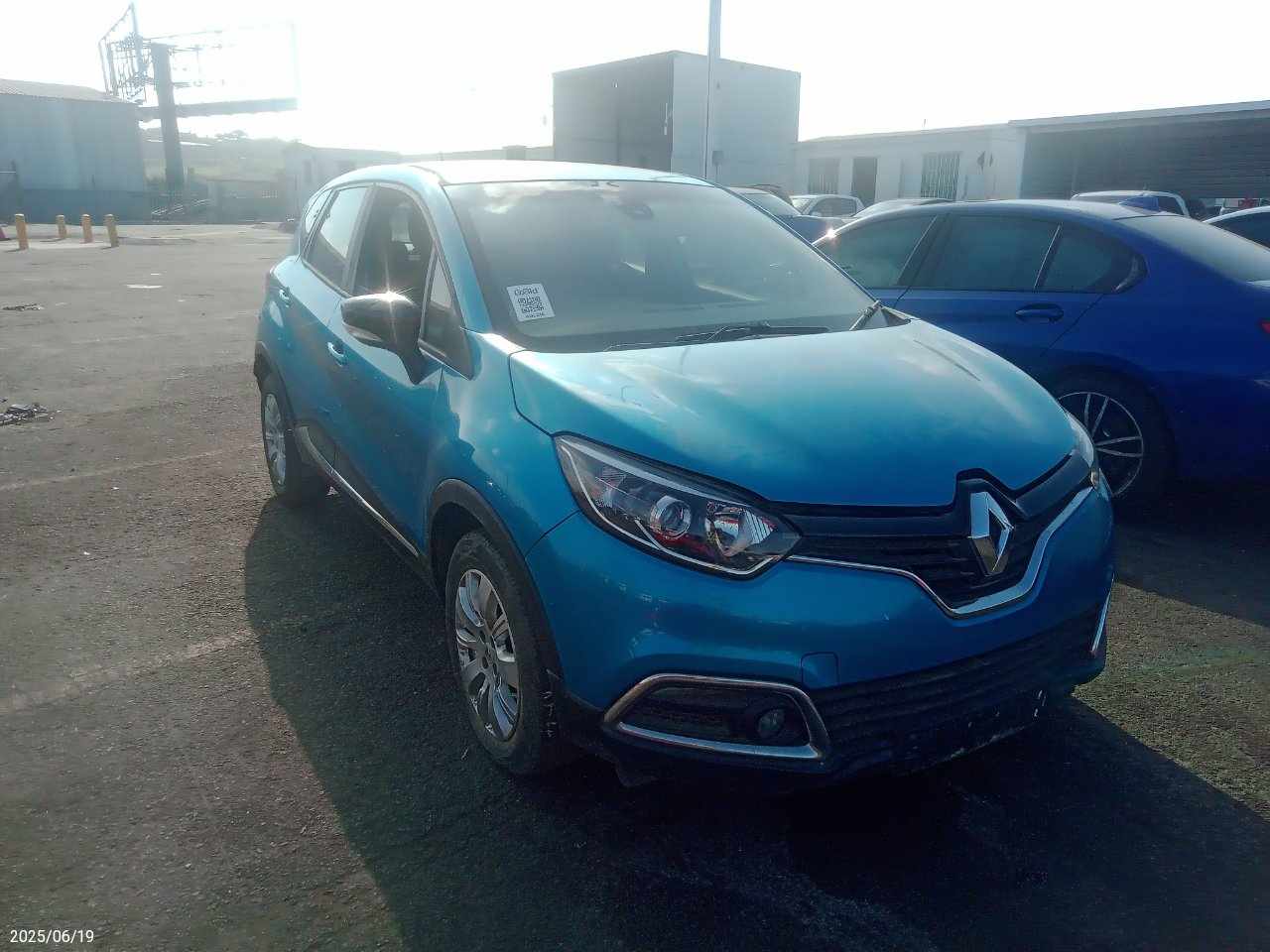 2017 RENAULT CAPTUR