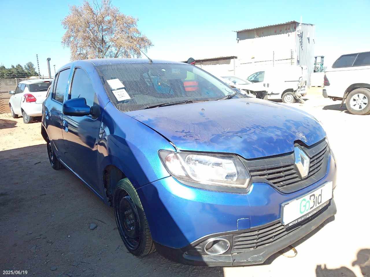 RENAULT SANDERO