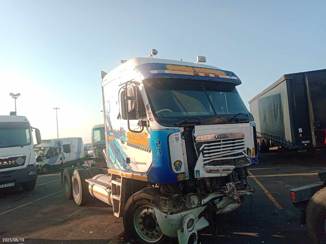 2010 FREIGHTLINER ARGOSY 90 CUMMINS 500 T/T C/C