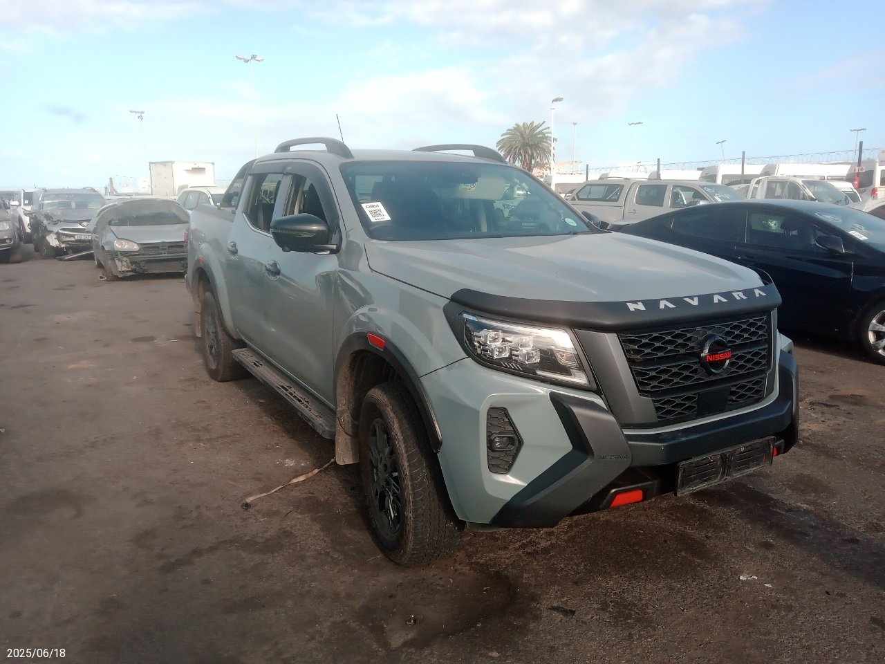 2024 NISSAN NAVARA 2.5DDTI PRO-4X 4X4 A/T D/C P/U