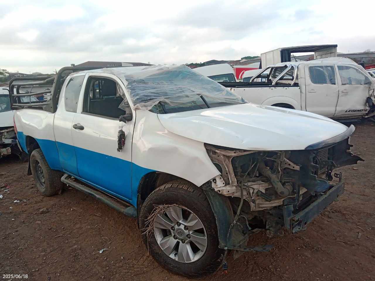 2017 TOYOTA HILUX 2.4 GD-6 RB SRX P/U E/CAB