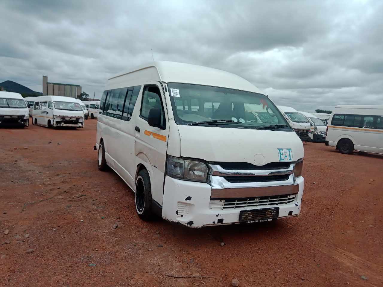 2012 TOYOTA QUANTUM 2.7 SESFIKILE 15s